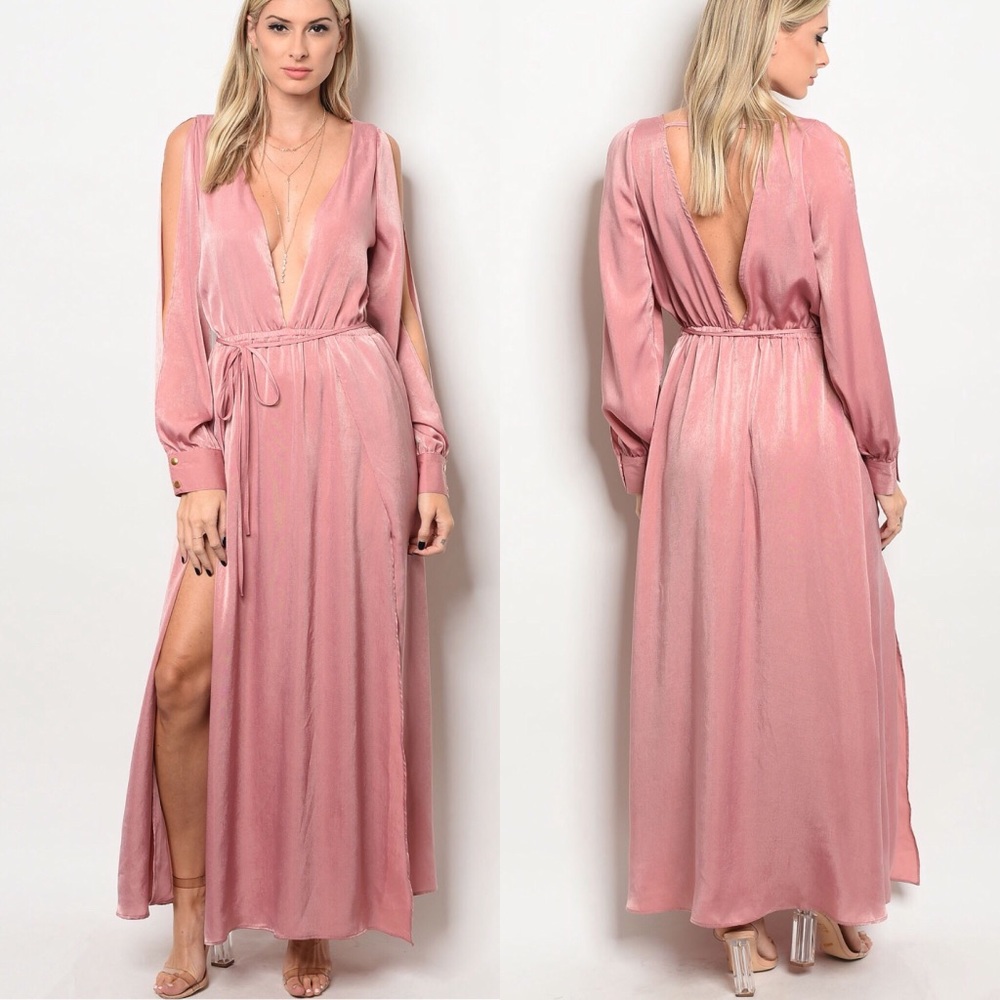 CASSIE BLUSH ROMPER/MAXI DRESS‎ Size LARGE DEEP VNECK FRONT OPEN ARM LONG SLEEVE